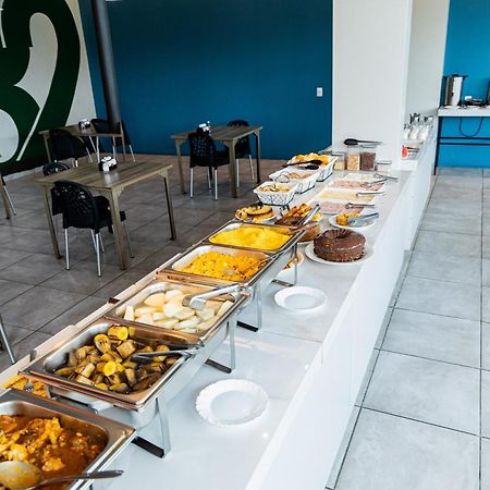 Rota 232 Hotel Каруару Екстериор снимка