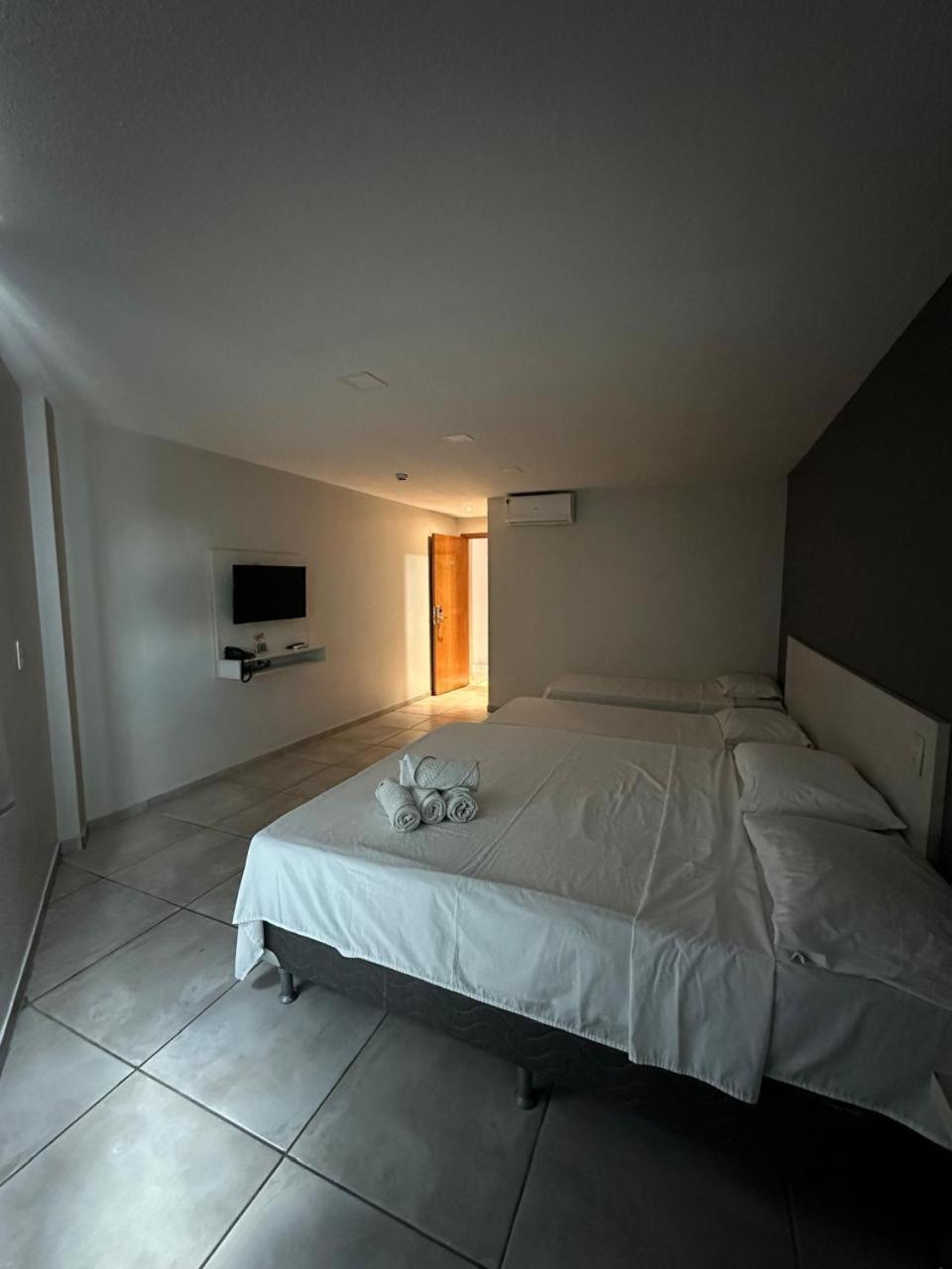 Rota 232 Hotel Каруару Екстериор снимка