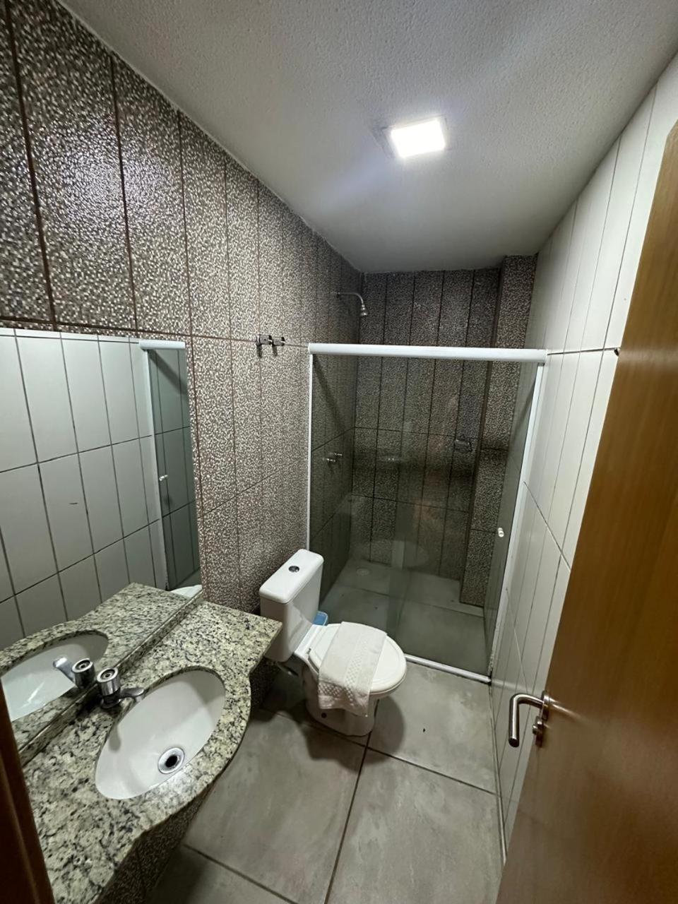 Rota 232 Hotel Каруару Екстериор снимка