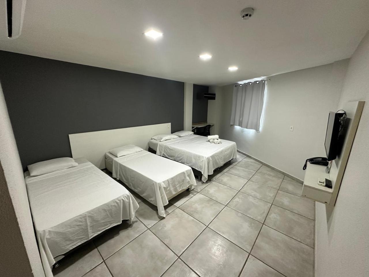 Rota 232 Hotel Каруару Екстериор снимка